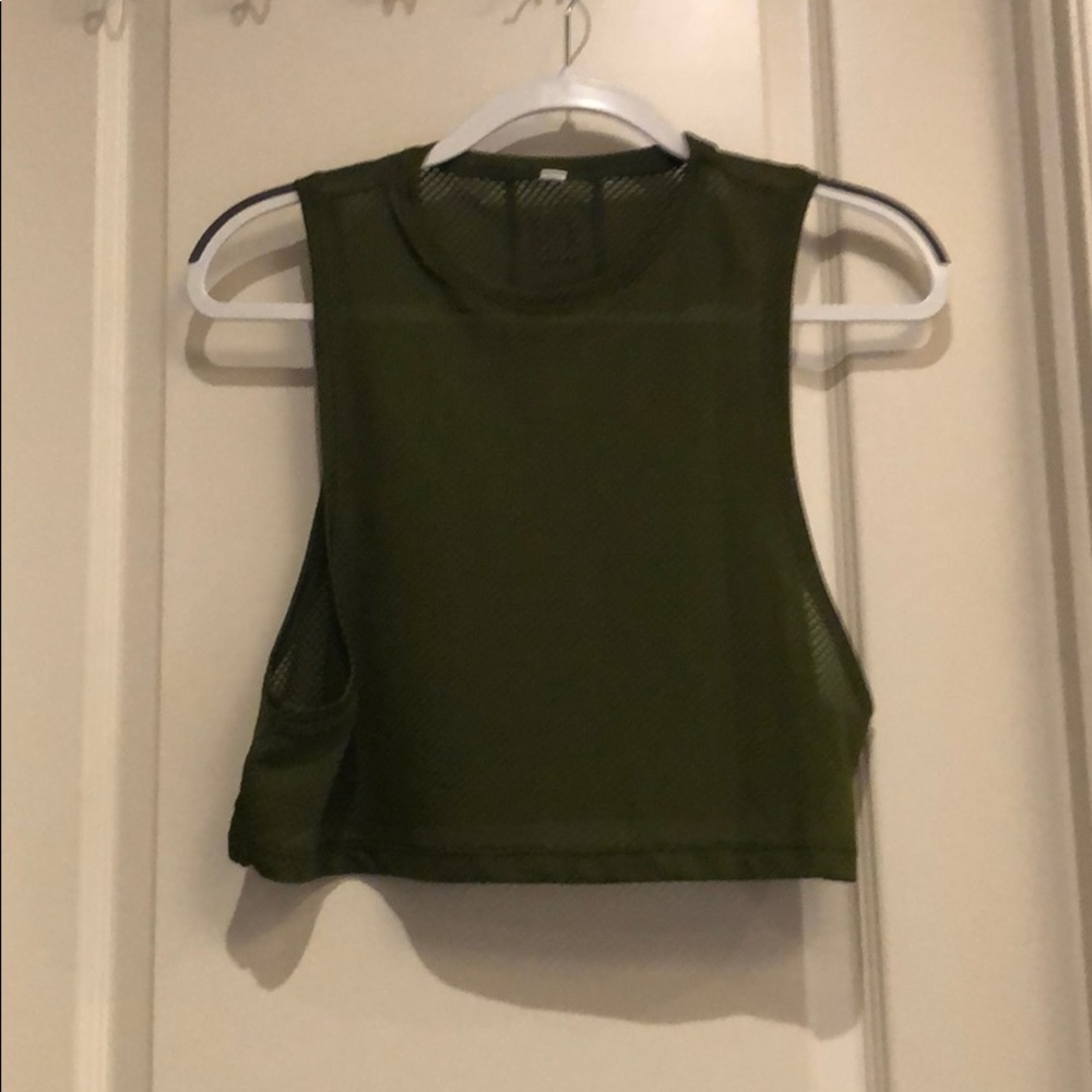 Sheer muscle crop tank